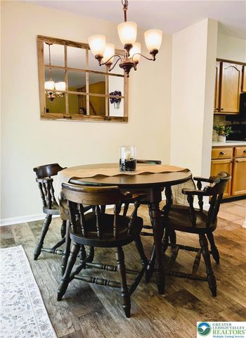 60 Carousel Circle, New Britain Boro, PA 18901