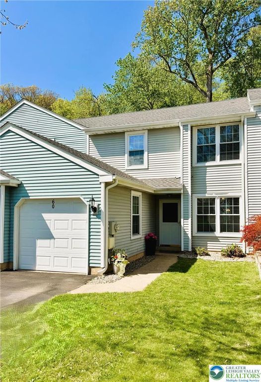 60 Carousel Circle, New Britain Boro, PA 18901