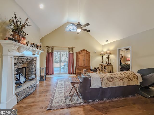 410 Caldwell Lane, Hoschton, GA 30548