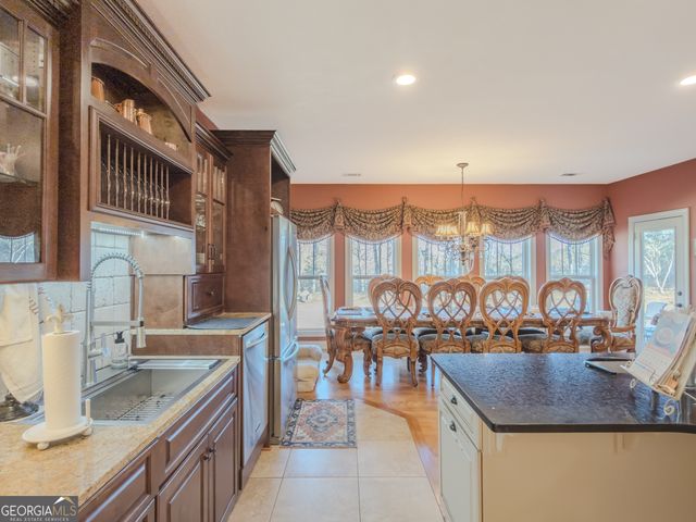 410 Caldwell Lane, Hoschton, GA 30548