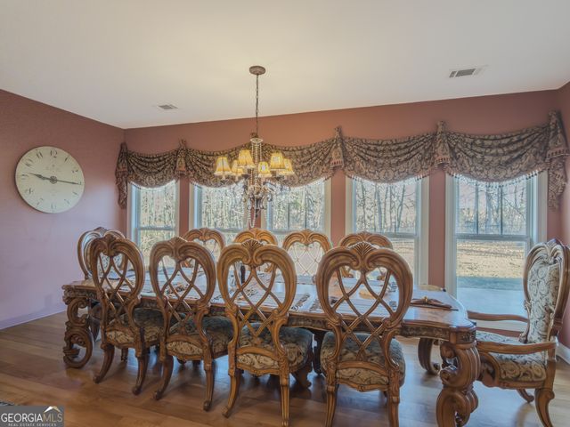 410 Caldwell Lane, Hoschton, GA 30548