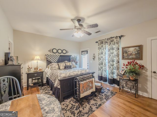 410 Caldwell Lane, Hoschton, GA 30548