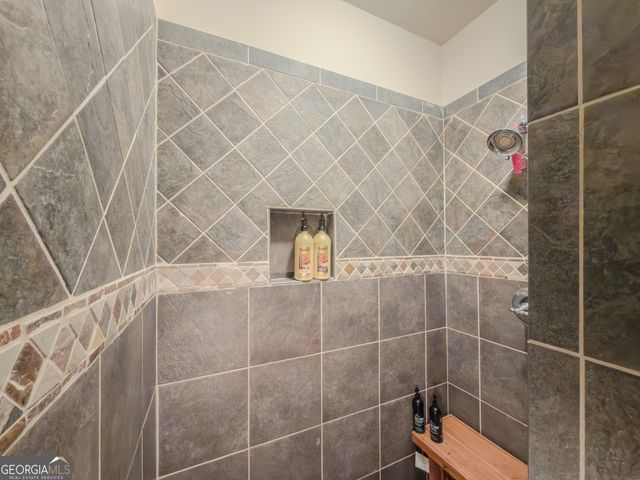 410 Caldwell Lane, Hoschton, GA 30548