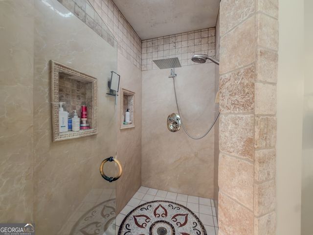 410 Caldwell Lane, Hoschton, GA 30548