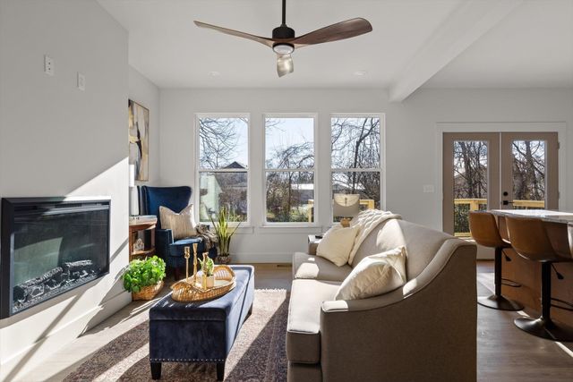 1850 Newell Avenue, Chattanooga, TN 37404