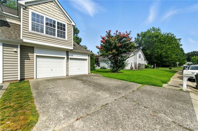 302 Dorothy DR, Yorktown, VA 23692