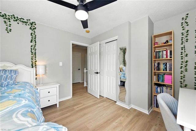 302 Dorothy DR, Yorktown, VA 23692