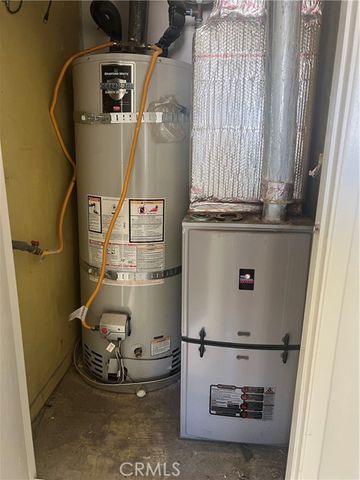 2111 E Avenue Q1, Palmdale, CA 93550