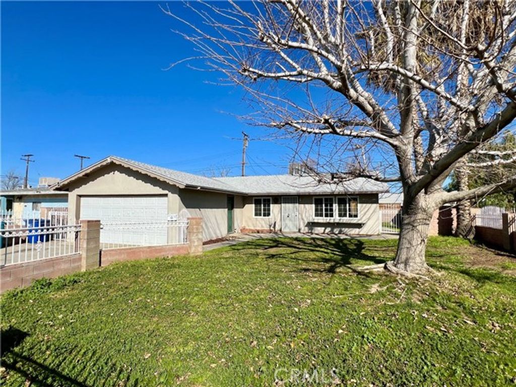 2111 E Avenue Q1, Palmdale, CA 93550