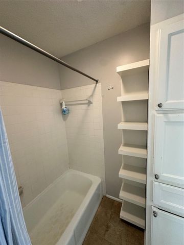 11301 Jollyville RD B2, Austin, TX 78759