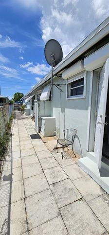 2211 Lincoln Street 11, Hollywood, FL 33020