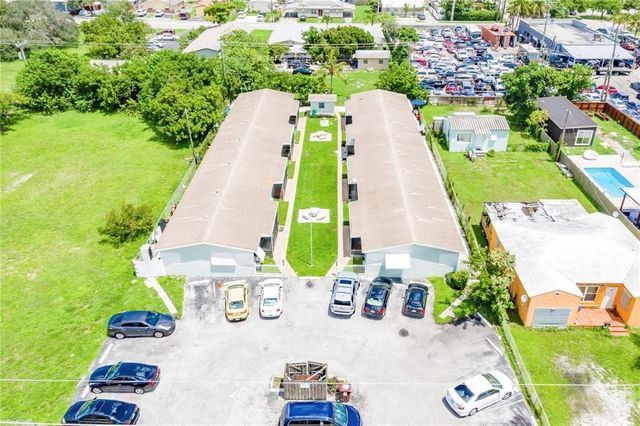 2211 Lincoln Street 11, Hollywood, FL 33020