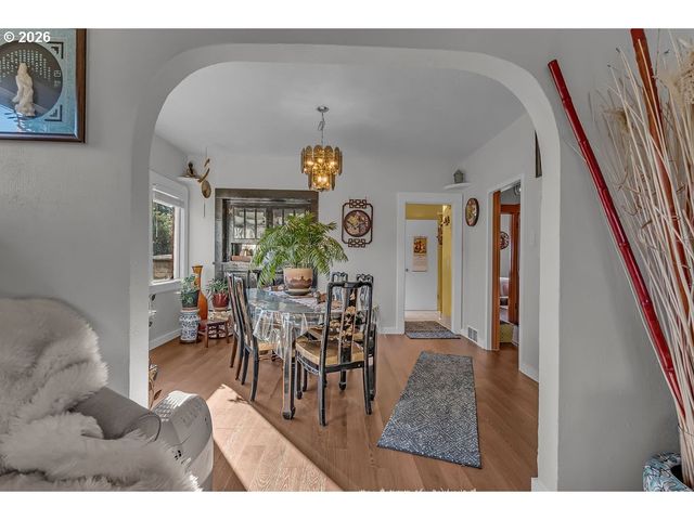1115 Ne 70TH Ave, Portland, OR 97213