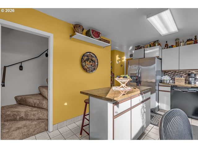 1115 Ne 70TH Ave, Portland, OR 97213
