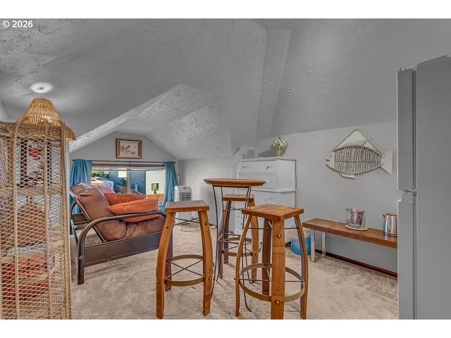 1115 Ne 70TH Ave, Portland, OR 97213