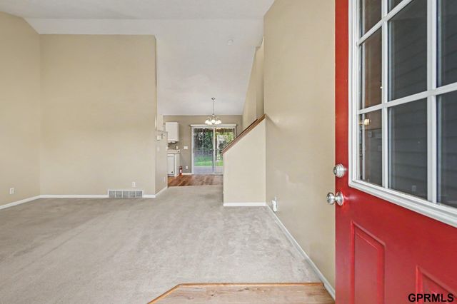 13526 Westport Circle, Bellevue, NE 68123