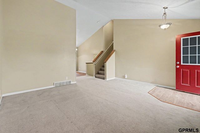 13526 Westport Circle, Bellevue, NE 68123