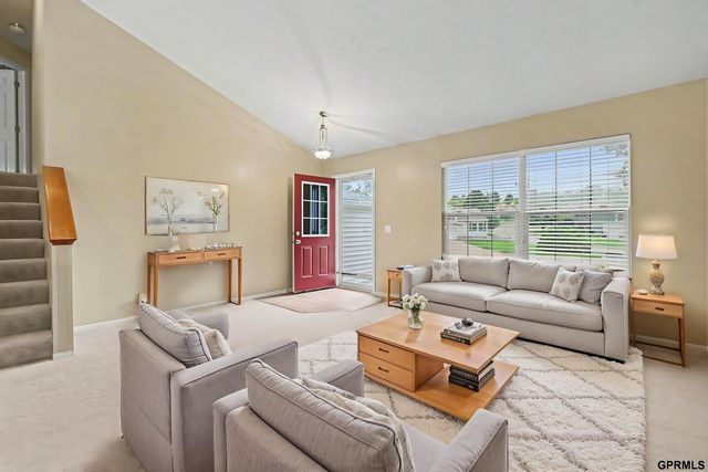 13526 Westport Circle, Bellevue, NE 68123