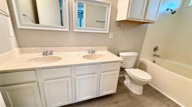 12333 Paloma Blanca WAY, Del Valle, TX 78617