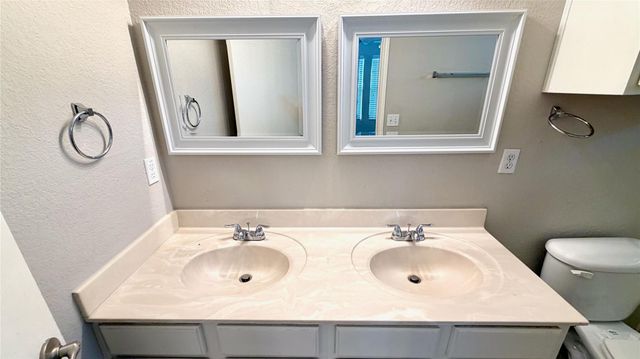 12333 Paloma Blanca WAY, Del Valle, TX 78617