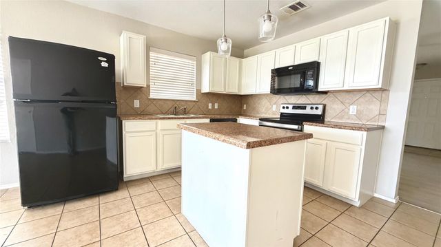 12333 Paloma Blanca WAY, Del Valle, TX 78617
