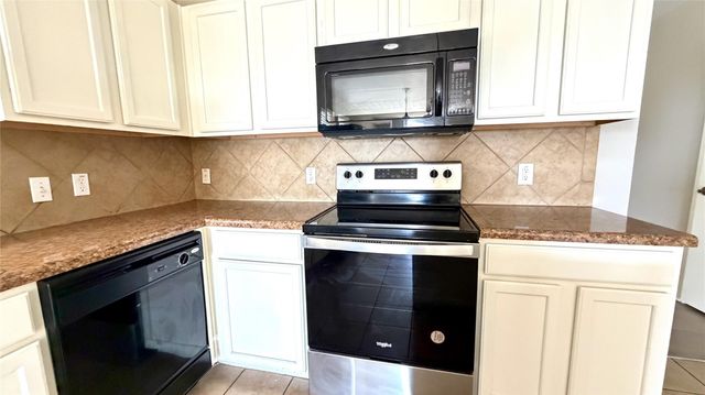 12333 Paloma Blanca WAY, Del Valle, TX 78617