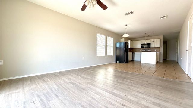 12333 Paloma Blanca WAY, Del Valle, TX 78617