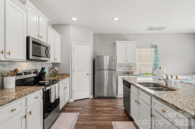 2238 Lanza Drive, Charlotte, NC 28215