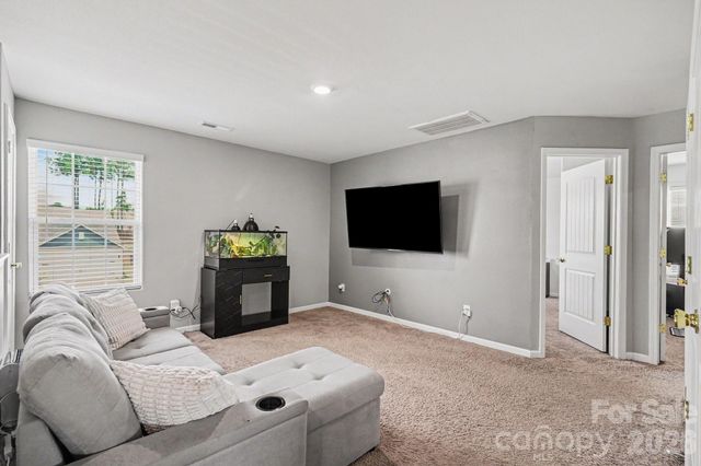2238 Lanza Drive, Charlotte, NC 28215