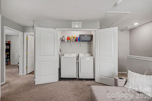 2238 Lanza Drive, Charlotte, NC 28215