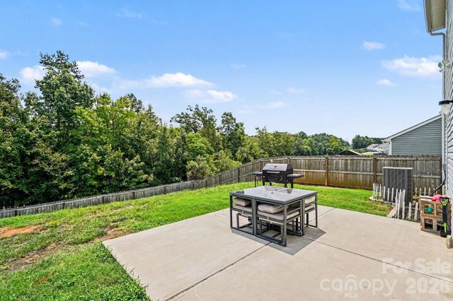 2238 Lanza Drive, Charlotte, NC 28215