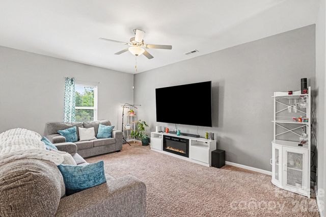 2238 Lanza Drive, Charlotte, NC 28215