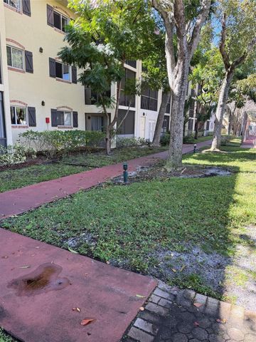 255 S Cypress Road 323, Pompano Beach, FL 33060