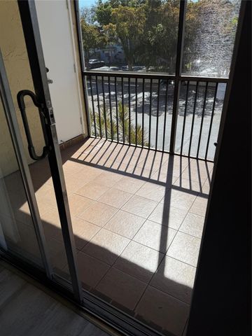 255 S Cypress Road 323, Pompano Beach, FL 33060