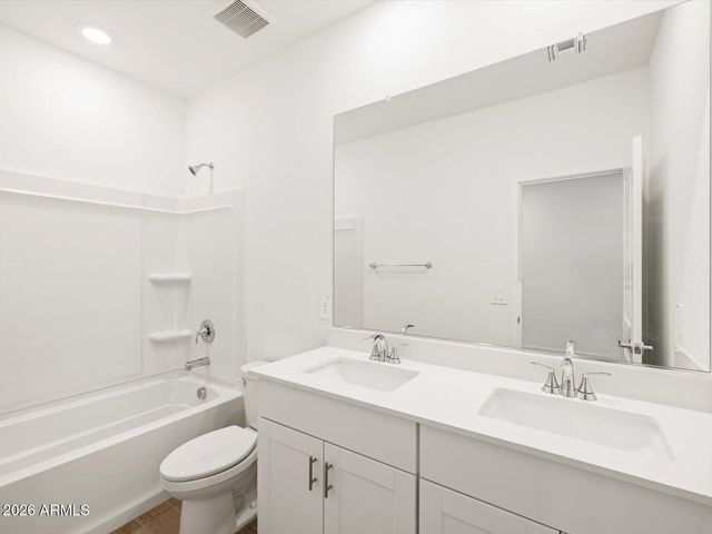 17641 W WOODLANDS Avenue, Goodyear, AZ 85338