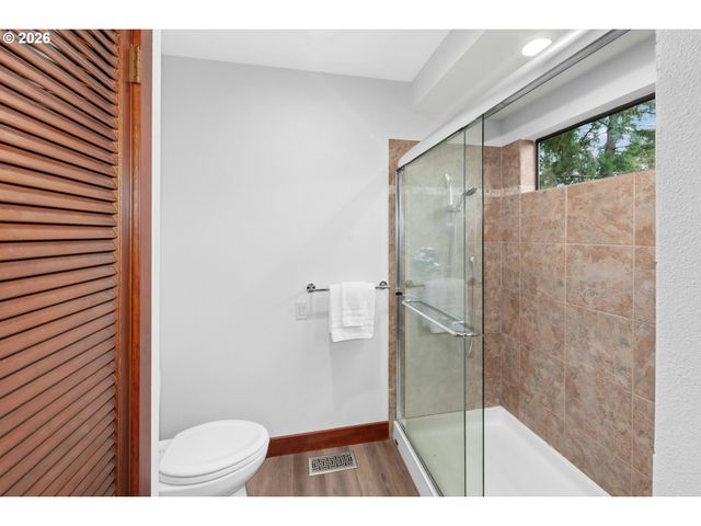 4445 Nw MALHUER Ave, Portland, OR 97229