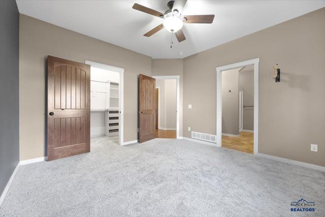 1722 IRON HORSE LOOP, Spearfish, SD 57783