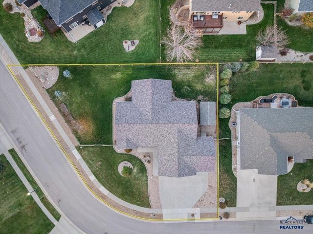 1722 IRON HORSE LOOP, Spearfish, SD 57783
