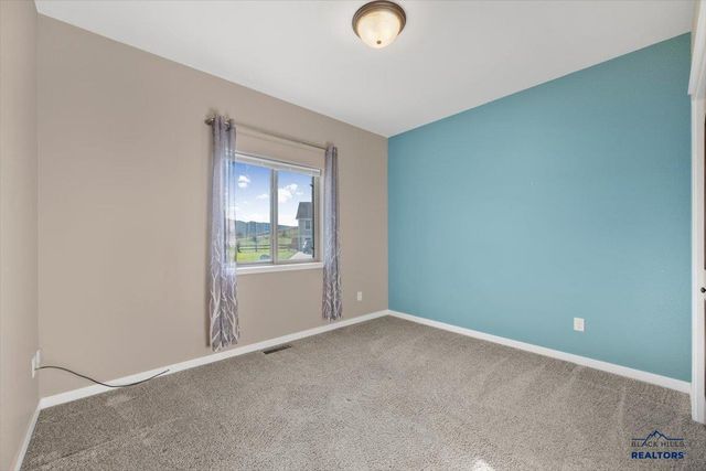 1722 IRON HORSE LOOP, Spearfish, SD 57783