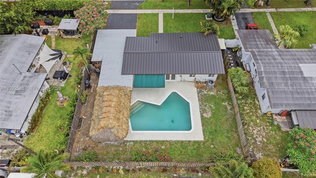 1141 SW 45th Ter, Plantation, FL 33317