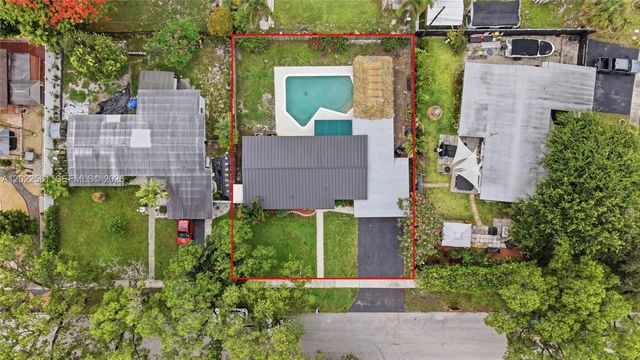 1141 SW 45th Ter, Plantation, FL 33317