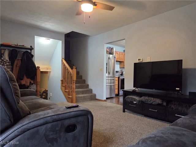 1100 Fawn Road SW, Dellroy, OH 44620