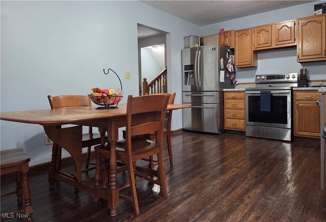 1100 Fawn Road SW, Dellroy, OH 44620