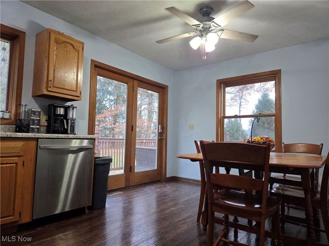 1100 Fawn Road SW, Dellroy, OH 44620