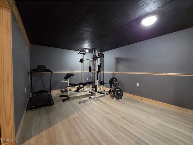 1100 Fawn Road SW, Dellroy, OH 44620