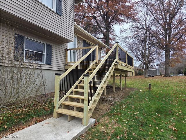 1100 Fawn Road SW, Dellroy, OH 44620