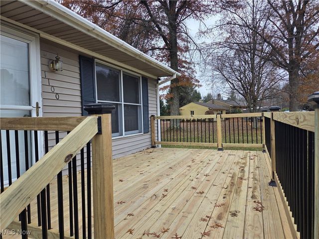 1100 Fawn Road SW, Dellroy, OH 44620