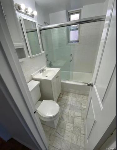 220 Pelham Road 3F, New Rochelle, NY 10805