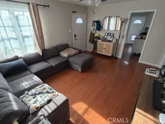 4832 Matney, Long Beach, CA 90807