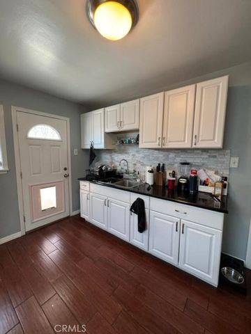 4832 Matney, Long Beach, CA 90807